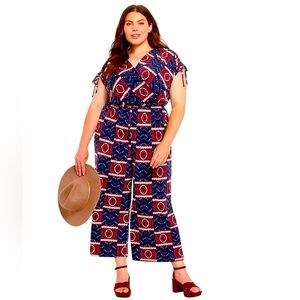 Ruched-Shoulder Surplice Cropped Jumpsuit 26/28 Stylish Comfy Trendy EUC